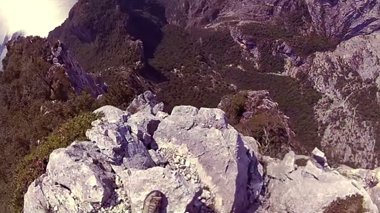 wingsuit2